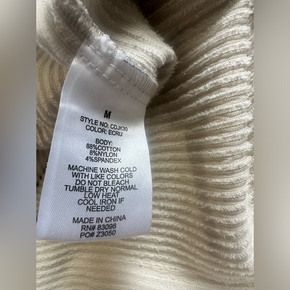 Cisono Outwear Hooded Button Up Jacket Size Medium - Picture 3 of 4